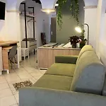 La Casa Di Hestia Апартаменты *